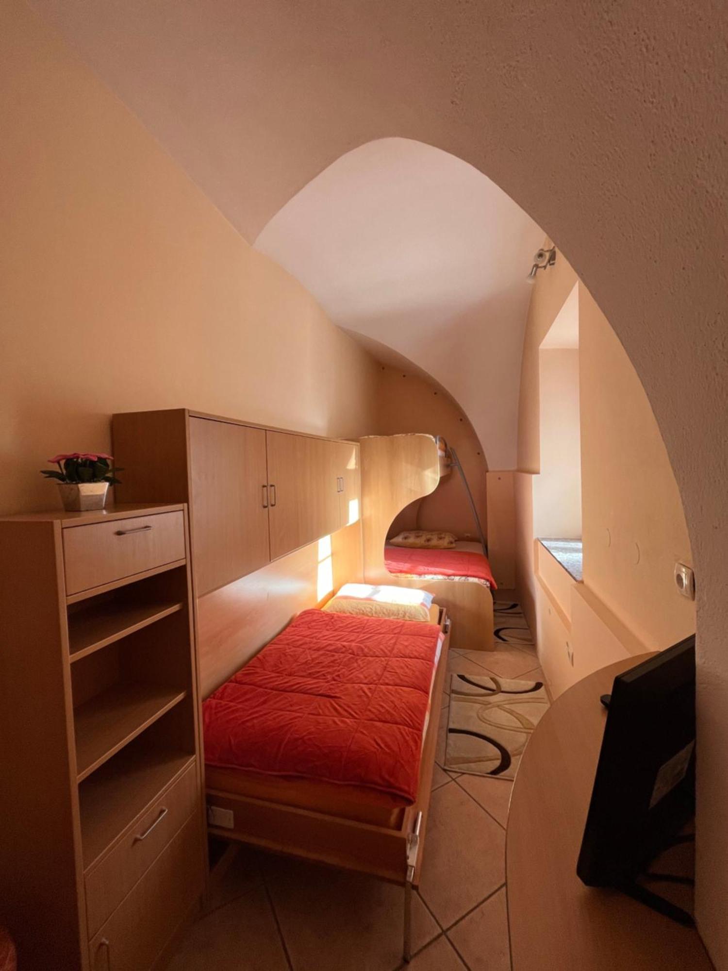 Apartma na Starem Placu Idrija Exterior foto